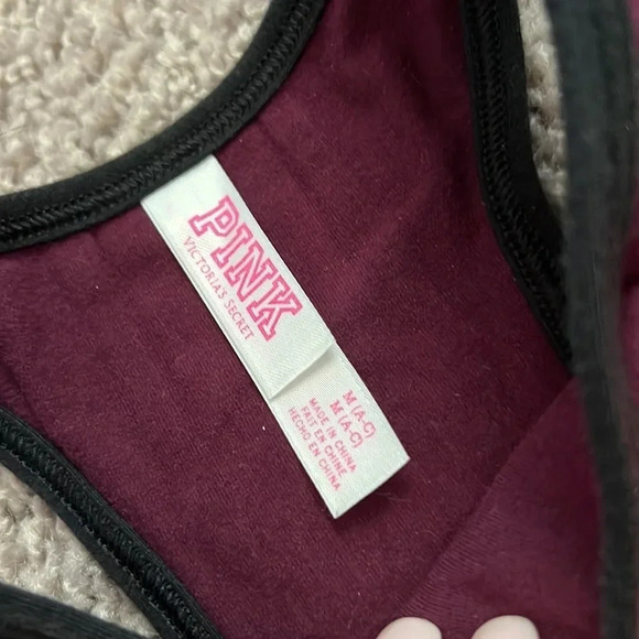 VS PINK High Neck Maroon Sports Bra - Picture 2 of 4